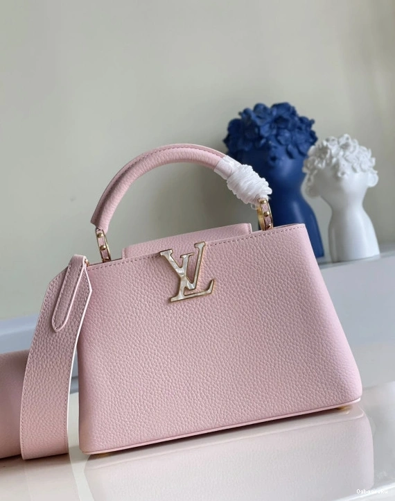 LOUIS VUITTON CAPUCINES BB 0523